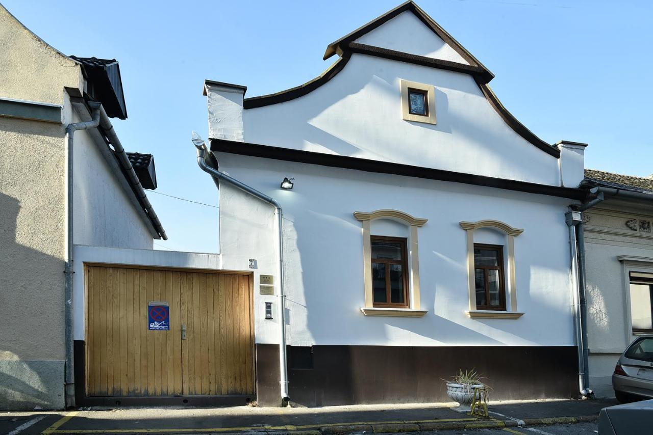 Vajda Apartments Újvidék Kültér fotó